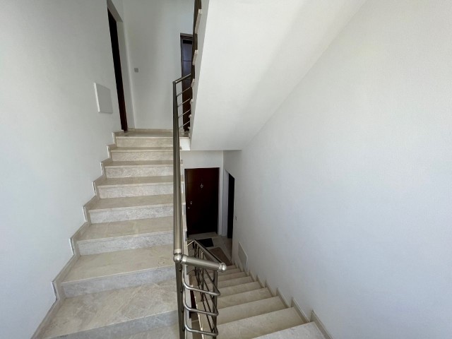 Penthouse Kaufen in Gönyeli, Nikosia