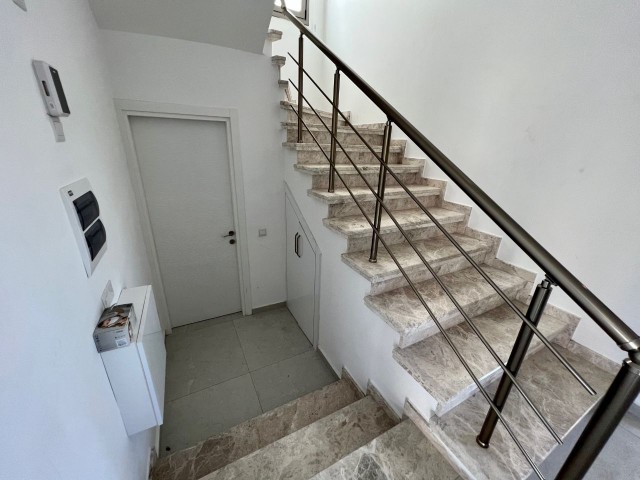 3+1 VOLLSTÄNDIG MÖBLIERTE TÜRKISCHE VILLA IN NICOSIA YENİKENT, MEHRWERTSTEUER UND TRANSFORMATOR BEZAHLT!