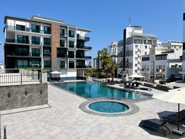 2+1 TEILMÖBLIERTE, NEUE WOHNWOHNUNG IN OBERES KYRENIA, MIT BERGBLICK UND MEERBLICK!