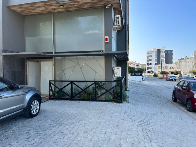 Zweistöckiges Büro zum Verkauf im Kyrenia Center