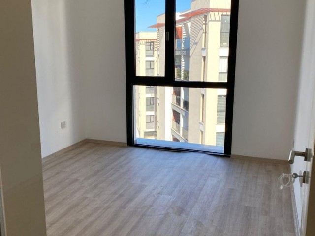 Büro/Wohnsitz mit Gewerbegenehmigung im Kyrenia Center