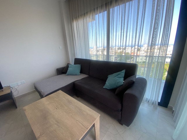 Komplett möblierte 2+1-Wohnung zur Miete mit Meerblick im Zentrum von Kyrenia!