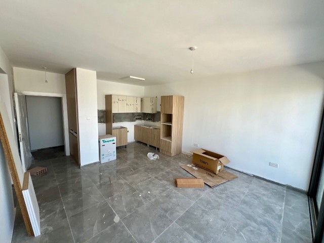 2+1 ENSUITE BEDROOM FLAT IN A CENTRAL LOCATION IN NICOSIA YENISEHİR!