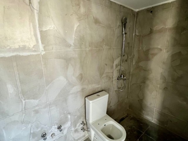 2+1 ENSUITE BEDROOM FLAT IN A CENTRAL LOCATION IN NICOSIA YENISEHİR!