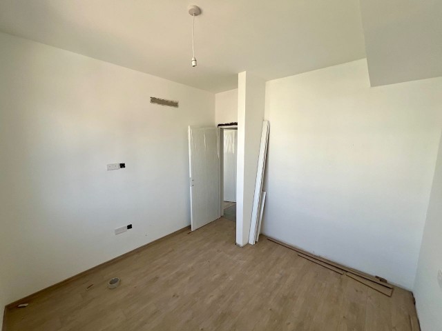 2+1 ENSUITE BEDROOM FLAT IN A CENTRAL LOCATION IN NICOSIA YENISEHİR!