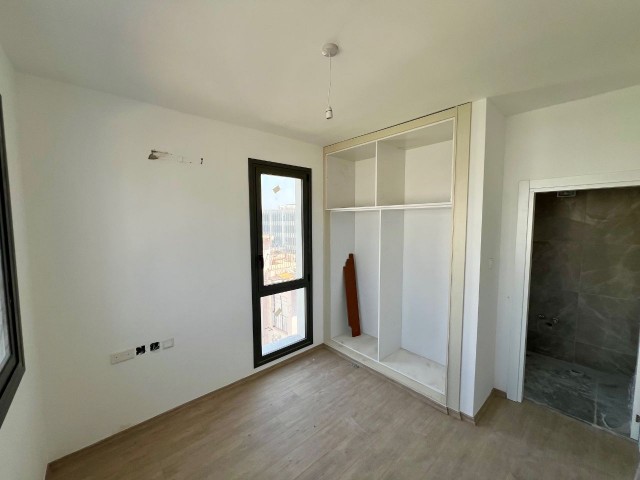 2+1 ENSUITE BEDROOM FLAT IN A CENTRAL LOCATION IN NICOSIA YENISEHİR!