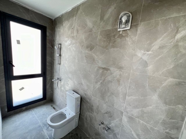 2+1 ENSUITE BEDROOM FLAT IN A CENTRAL LOCATION IN NICOSIA YENISEHİR!