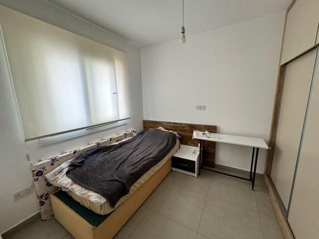 GIRNE CENTER HINTER LAVASH, ERDGESCHOSS 2+1 WOHNUNG, GEEIGNET ALS GROßES BÜRO ZU VERKAUFEN