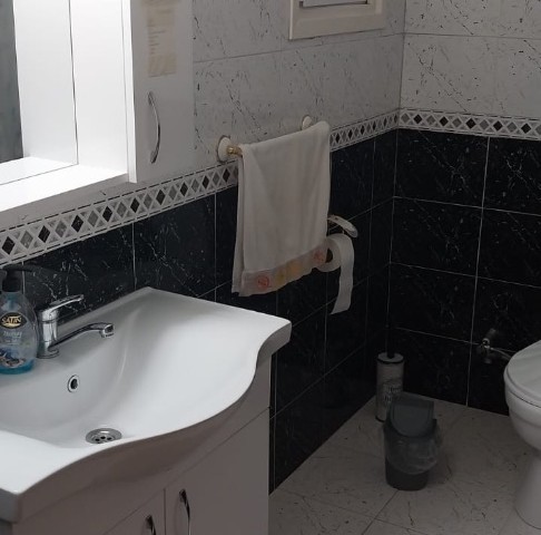 3+1 Wohnung zur Miete in Nikosia Küçük Kaymaklı