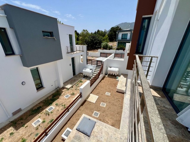 TÜRKISCH GEMACHT, VOLLSTÄNDIG MÖBLIERT, MIT UNGESCHLOSSENEM BLICK, NEUE VILLA MIT POOL IN GIRNE ÇATALKÖY!