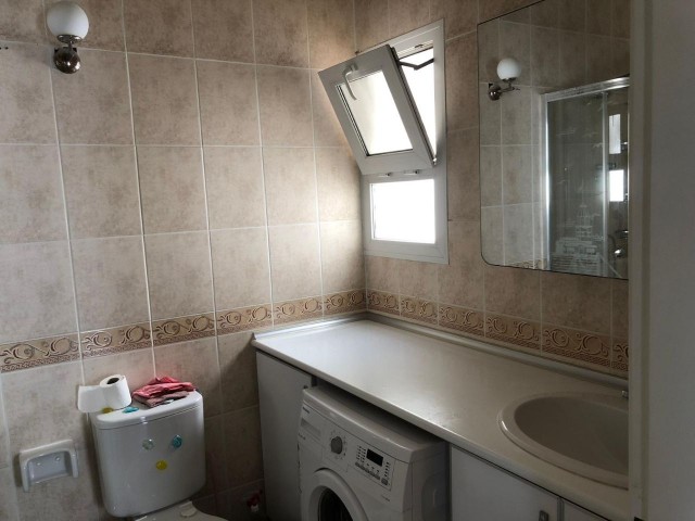 3-1 large fully furnished flat in the center of Kyrenia ** 