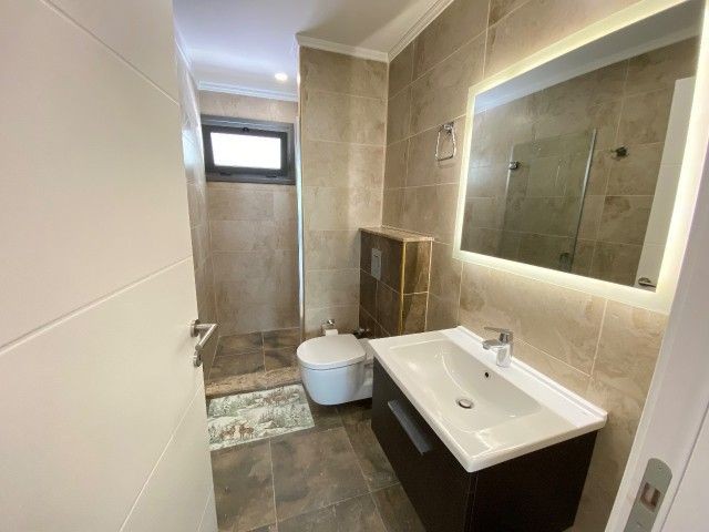 1+1 WOHNUNG ZU VERMIETEN IN KYRENIA ELEGANCE ** 