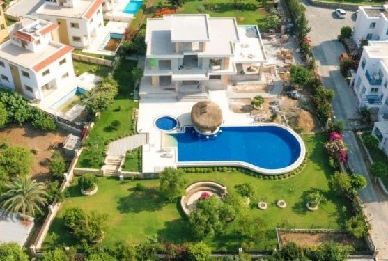 Villa For Sale in Alsancak, Kyrenia