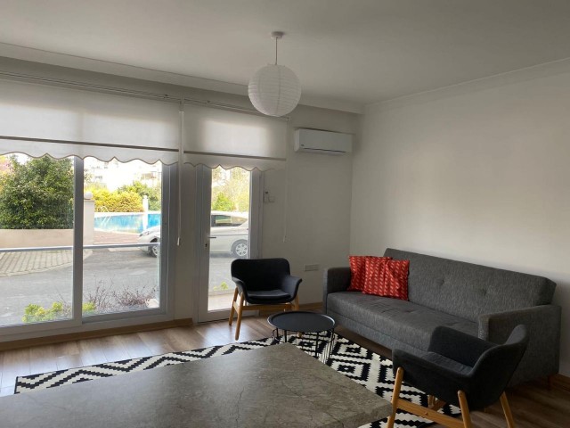 In the center of Kyrenia, 50m away from the bus stops, in a complex with 24-hour security, an earthquake-tested, luxuriously furnished ground floor flat for rent. A monthly down payment of £600 is included in the annual down payment of £550. 05338445618