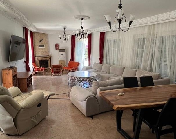 A peaceful living space in the middle of the city with mountain and sea views, 3+1 fully furnished rooms with a pool and a large garden, but with unprecedented tranquility in Alsancak. Monthly rent is 1300 pounds. 05338445618