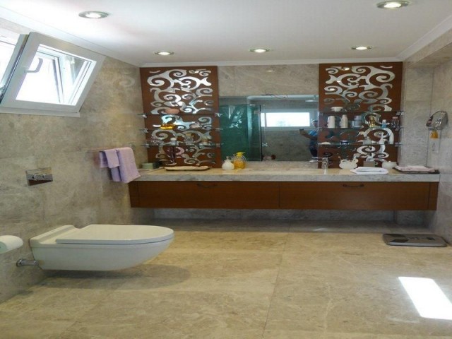 Вилла 4 + 1 с частным бассейном на продажу в Доганкой, Гирне REF 121 ** 