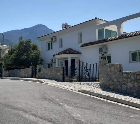 4+ 1 VILLA REF157 FOR SALE WITH TURKISH COB IN KYRENIA OZANKOY ** 