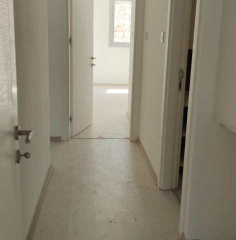 3+1 Wohnung zum Verkauf in Kyrenia Lapta REF 517 ** 