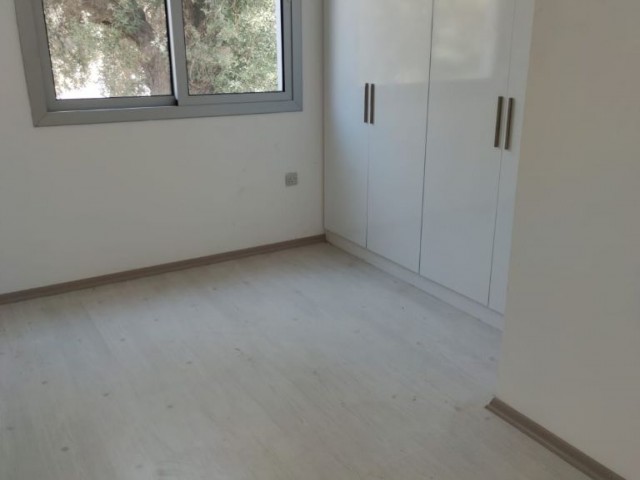 3+1 Wohnung zum Verkauf in Kyrenia Lapta REF 517 ** 