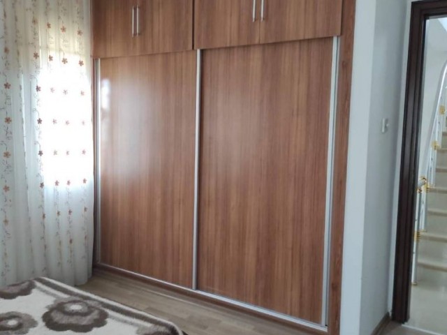 LAPTADA OTELLER BÖLGESINDE, DENİZ KENARINDA,  MUHTEŞEM KONUMDA, TRIPLEX VİLLAMIZ SATILIKTIR...  REF 097