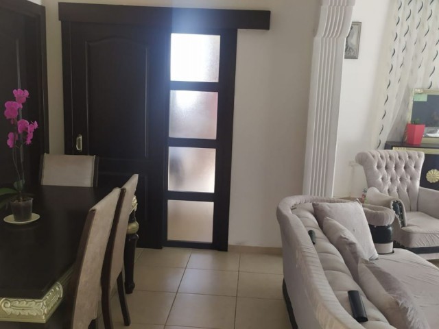 3+1 WOHNUNG ZU VERKAUFEN IN KYRENIA BOSPORUS REF1026 ** 