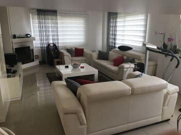 KYRENIA ALSANCAK BEZIRK 3 + 1 VILLA ZU VERKAUFEN ** 