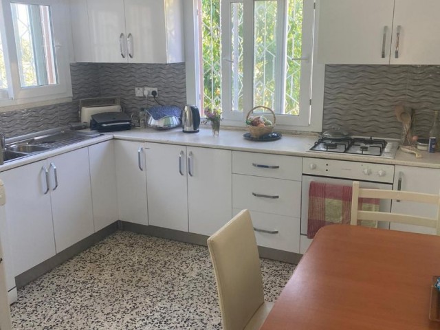 Flat To Rent in Lapta, Kyrenia