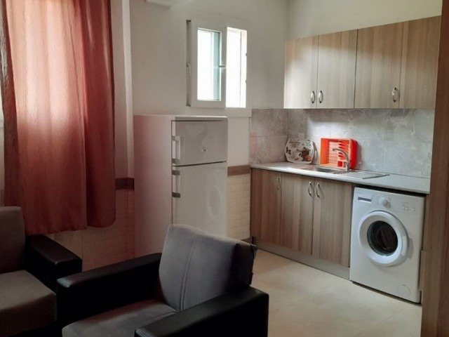 Flat To Rent in Karşıyaka, Kyrenia