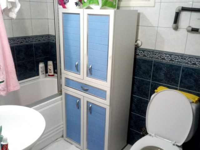 GİRNE MERKEZDE SATILIK  3+1 DAİRE