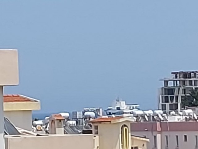 3+1 PENTHOUSE ZUM VERKAUF HINTER DEM PATARA-GELÄNDE IN KYRENIA