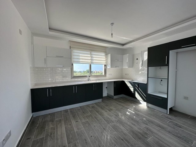 2+1 flat for sale in Kyrenia Alsancak