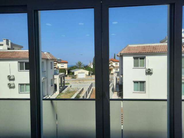 2+1 penthouse for sale in Kyrenia Alsancak