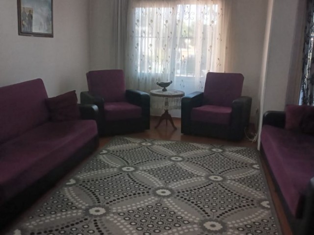 GÜZELYURT MERKEZDE SATILIK 3+1 DAİRE