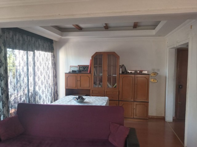 GÜZELYURT MERKEZDE SATILIK 3+1 DAİRE