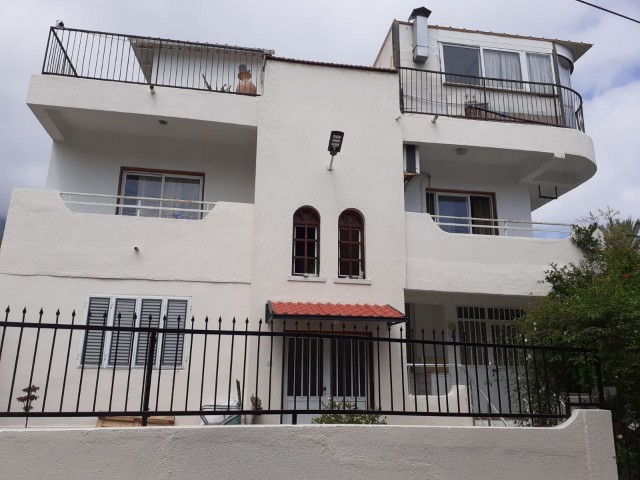 DETACHED HOUSE FOR SALE IN KYRENIA LAPTA AREA