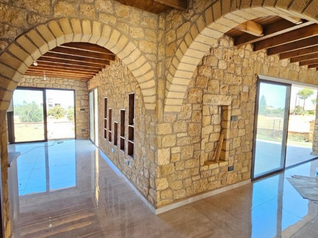 4+1 DETACHED STONE HOUSE FOR SALE IN KARŞIYAKA