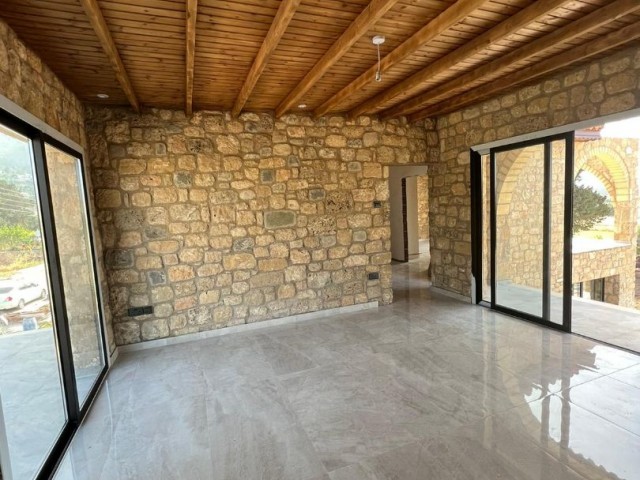 4+1 DETACHED STONE HOUSE FOR SALE IN KARŞIYAKA