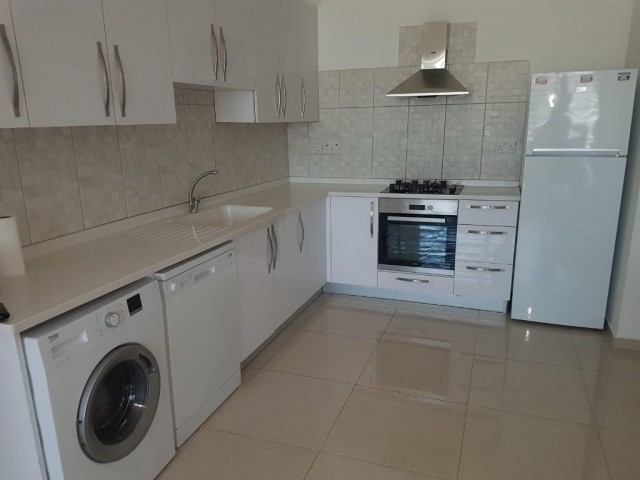 Lefkoşa Göçmenköy'de Full Eşyalı 3 Ay Peşin Ödemeli 2+1 Kiralık Daire 300 STG