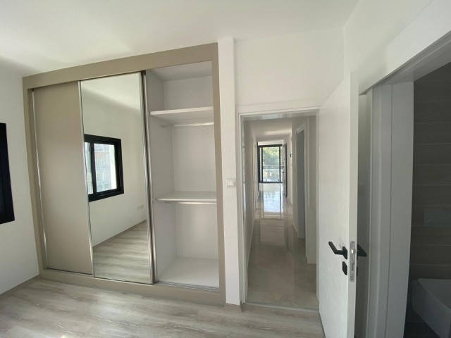 Lefkoşa Ortaköy’de Satılık 3+1 Daire 128 m2 Ve 2+1 Penthouse 110+16 m2 Teras 78,000 STG