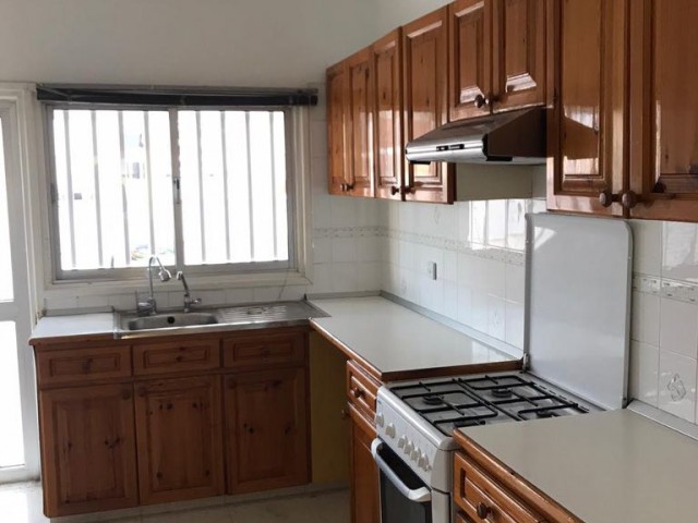 Flat To Rent in Köşklüçiftlik, Nicosia