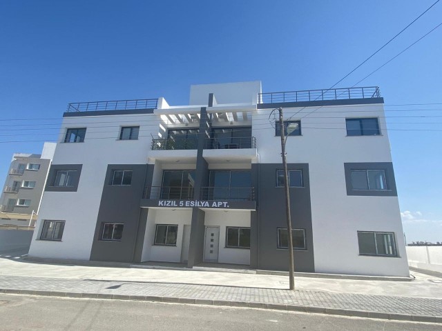 2+1,85 m2 Erdgeschoss-Wohnung zum Verkauf in zentraler Lage in Nikosia Gehrung 50.000 STG ** 