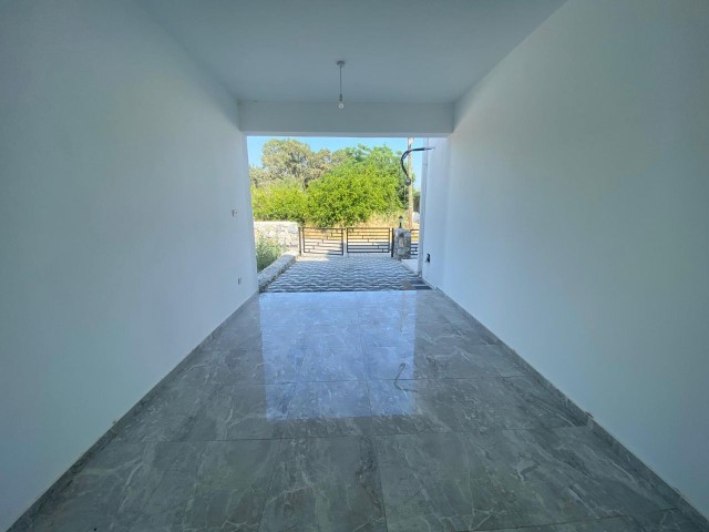 2+1, 140 m2 + 45 m2 Terrasse Villen zum Verkauf in Kyrenia Karsiyaka zu Preisen von 115.000 STG !!! ** 