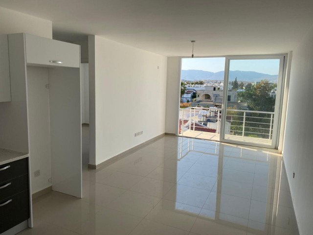 2+1, 85 m2 MwSt.-Transformator bezahlte Wohnung Zu Verkaufen in Nikosia Mitreizungen ** 