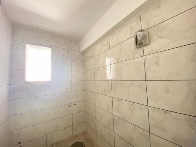 Penthouse Apartment with 3+ 1 Elevator for Sale in Küçük Kaymaklı, Within Walking Distance of Schools Road, 85.000 STG ** 