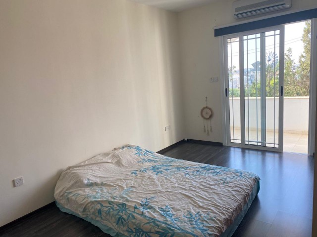 Kyrenia Bosporus 3+1 150 m2 Wohnung 45.900 STG ** 