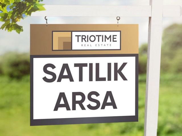 Girne Esentepe Bölgesinde 11 Dönüm  Satılık Ticari  Arsa/ İçerisinde 400m2 ticari ev / Takasa Açık 420.000Stg