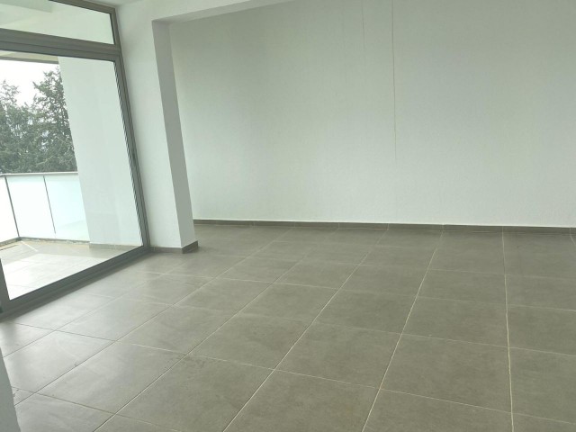 Lefkoşa Gönyelide Teslime Hazır Apartman Dairesi 3+1,  63,500stg 