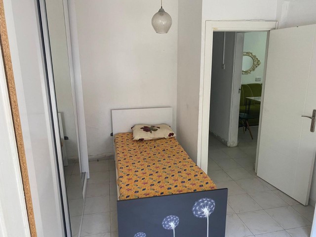 Gönyelide 3+1 Kiralık Eşyalı Daire  250stg aylık 3 ayda bir peşin öedeme  