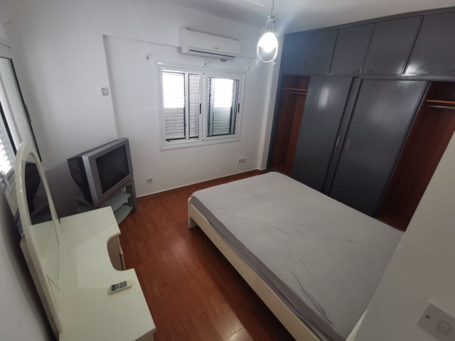 3+1 Wohnung Zu vermieten in Nikosia Ortaköy 350stg monatlich ** 