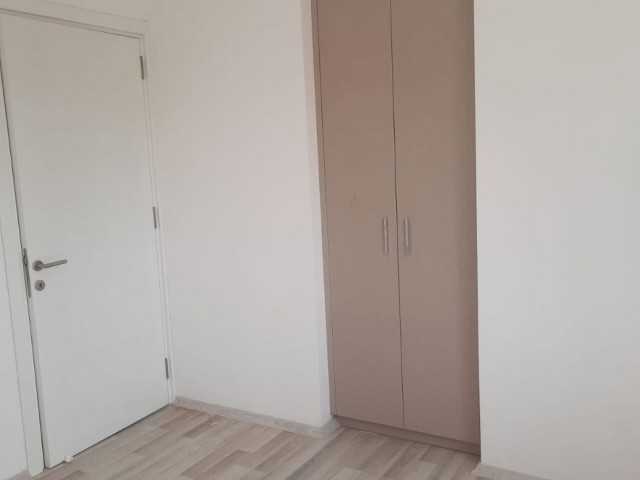 Die bevorzugte Gegend von Nikosia ist K.Kaymakli da zero, 110 m2, 3 + 1 Wohnung ab 74,000 stg ** 